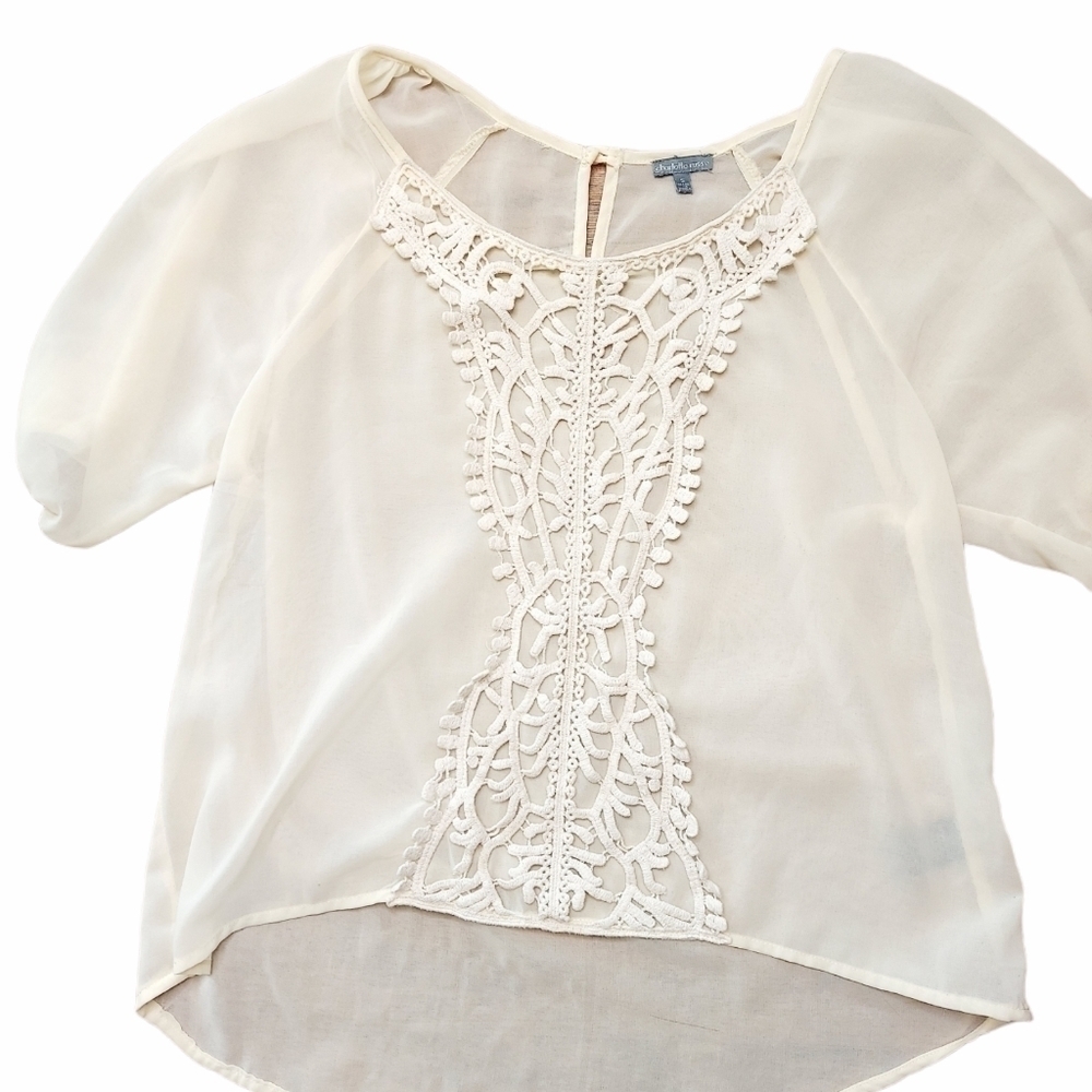 CHARLOTTE RUSSE Top Small Crochet Overlay Sheer